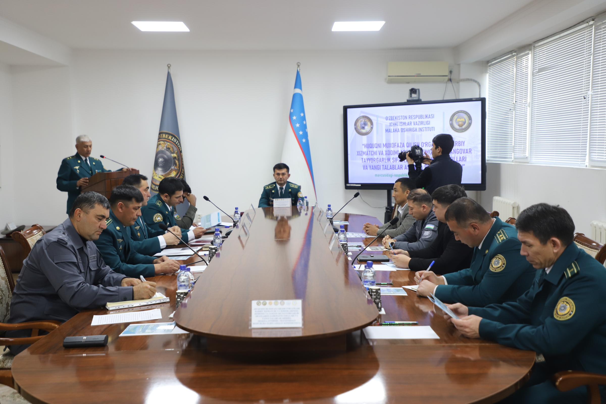 “Huquqni muhofaza qilish organlari harbiy xizmatchi va xodimlarining jismoniy va jangovar tayyorgarlik sifatlarini zamonaviy usullar va yangi talablar asosida shakllantirish”